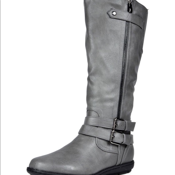 Dream Pairs Shoes - 🌟women’s grey boots🌟NWOT